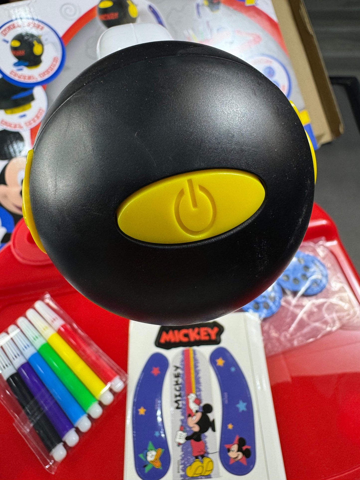 Disney Mickey's Magical Projector Art Table
