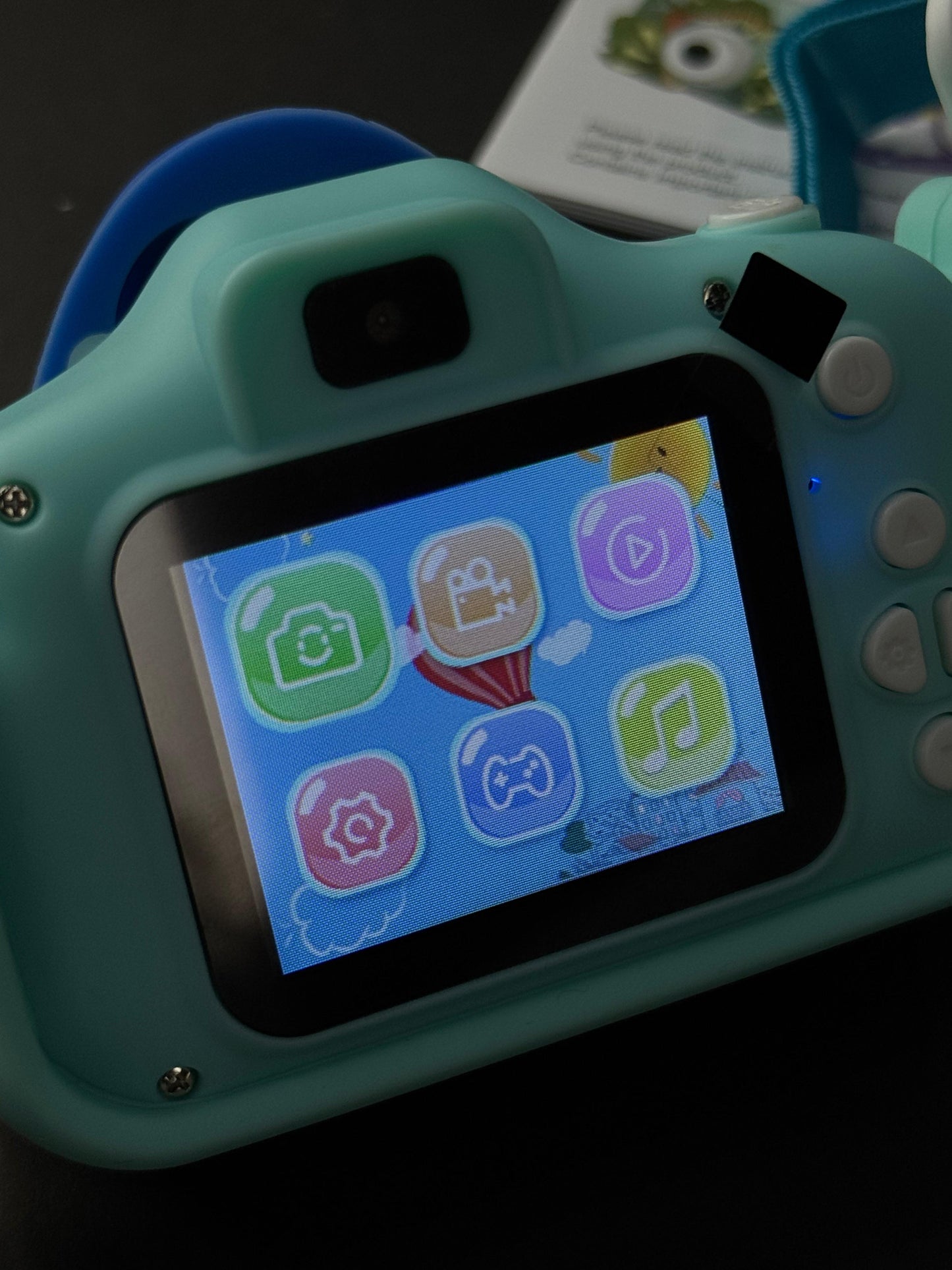 Shark Digital Kids Camera HD Video/Picture Rechargeable
